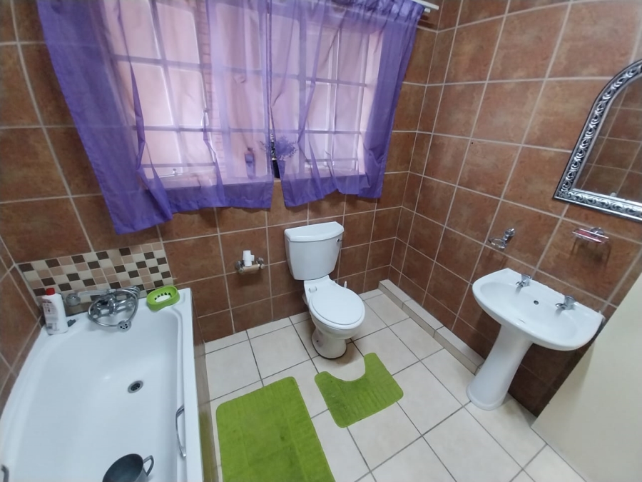 3 Bedroom Property for Sale in Bodorp North West